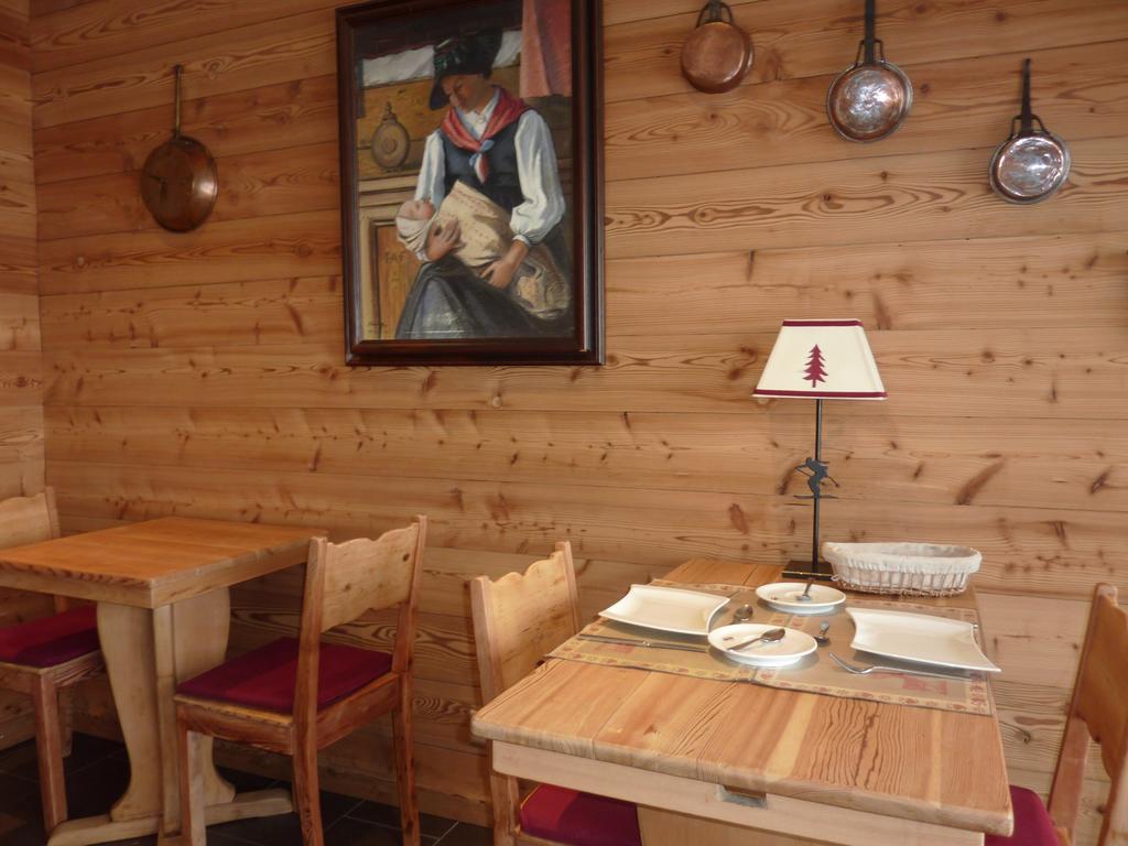 Hotel Mont.Lac شامبيه المظهر الخارجي الصورة