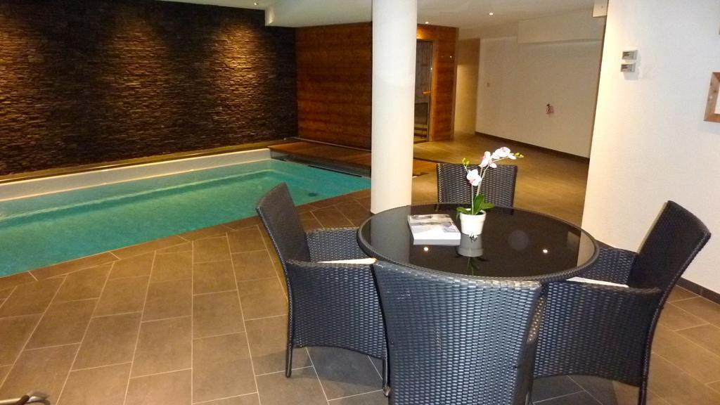 Hotel Mont.Lac شامبيه المظهر الخارجي الصورة